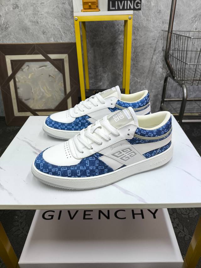 Givenchy 纪梵希 新款 专柜同步 人手一双 不容错过 专柜买版 完全1:1 开模定制顶级版本 原版展示提供对比 让大货做到和原版0区别 实物和图片来见证