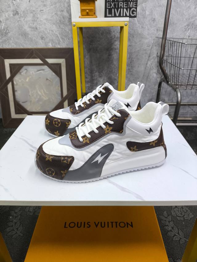 Louis Vuitton-路易威登 高级感休闲鞋，进口工艺原版牛皮材质，真皮内里 高档舒适，原版大底轻盈耐磨！纯手工制作，细节决定品质！38-44 Xh