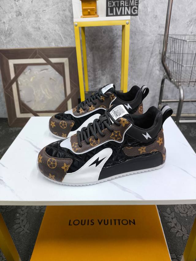 Louis Vuitton-路易威登 高级感休闲鞋，进口工艺原版牛皮材质，真皮内里 高档舒适，原版大底轻盈耐磨！纯手工制作，细节决定品质！38-44 Xh