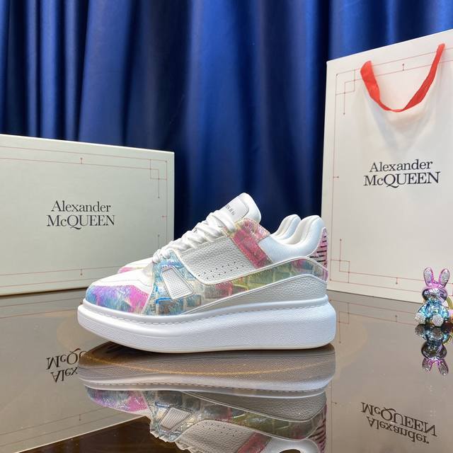 Lv. 麦昆alexander Mcqueen 情侣款 Size： 女35-40男39-45 女40.男45 订做Lv. 麦昆alexander Mcqueen