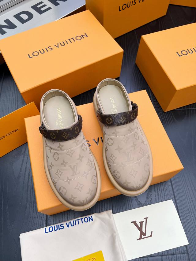 工厂价皮里 ，绒里Louis Vuitton 路易威登 Lv 新款专柜同步发售，鞋面意大利进口专属面料，全进口羊皮内里p，完全1比1复刻，鞋底：特供原版底，独家