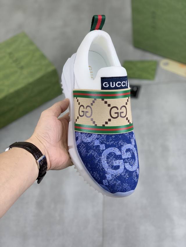 工厂价 实价 古驰 Gucci 经典时尚高帮男鞋，专柜同步，做工精致，搭色精美，鞋面采用原版柔软双g小牛皮古奇织带头层猪皮内里猪皮垫脚 按原版调制的楦头不管上脚