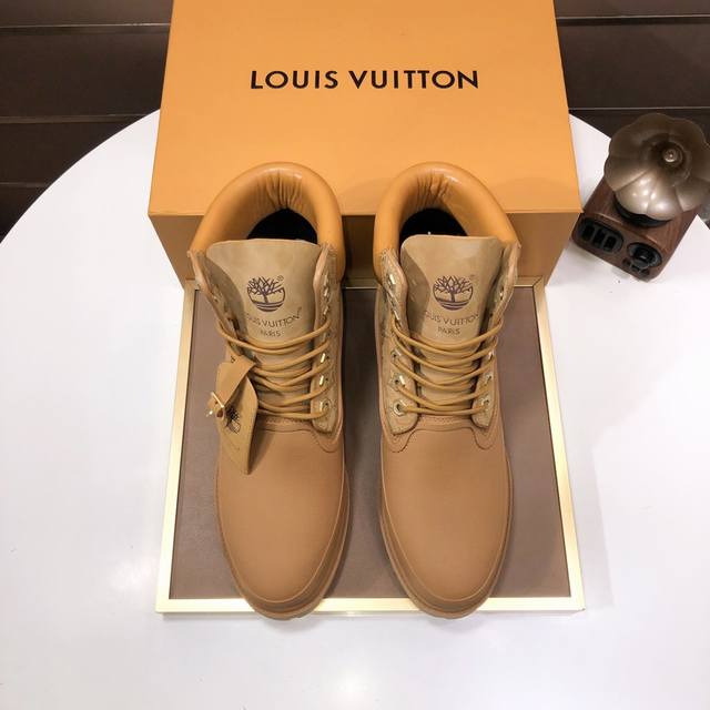 工厂 Louis Vuitton 新款原单lv路易威登 * 顶级版本 Lv经典潮鞋！选用进口原厂lv布料滴胶面 透气网布内里.原版耐磨橡胶发泡大底！高品质精品！