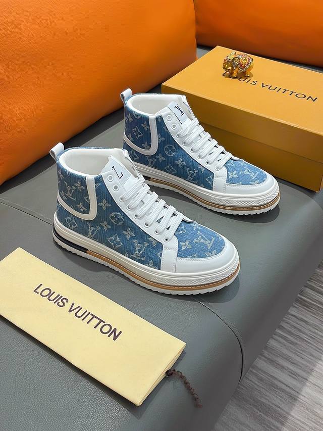 商品名称：Louis Vuitton 路易 威登正规码数: 38-44 高帮鞋商品材料：精选 牛皮鞋面，柔软羊皮内里；原厂大底