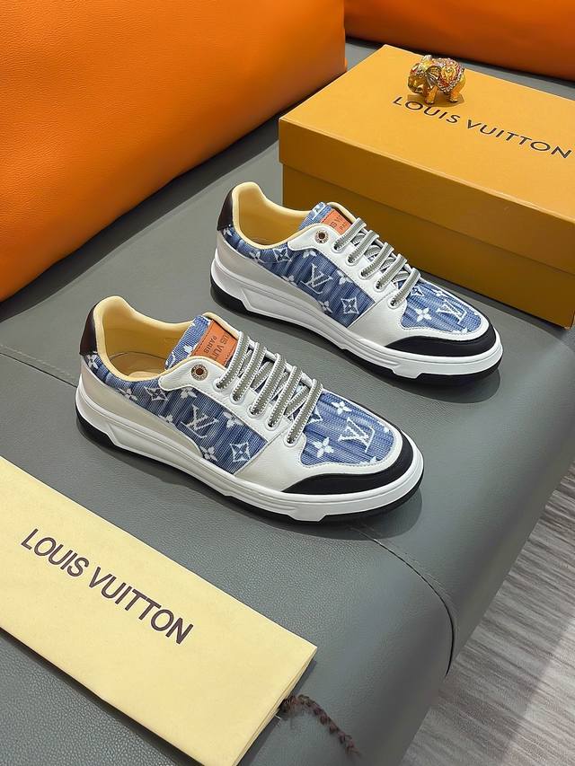 商品名称：Louis Vuitton 路易 威登正规码数: 38-44 休闲鞋商品材料：精选 牛皮鞋面，柔软绒毛内里；原厂大底