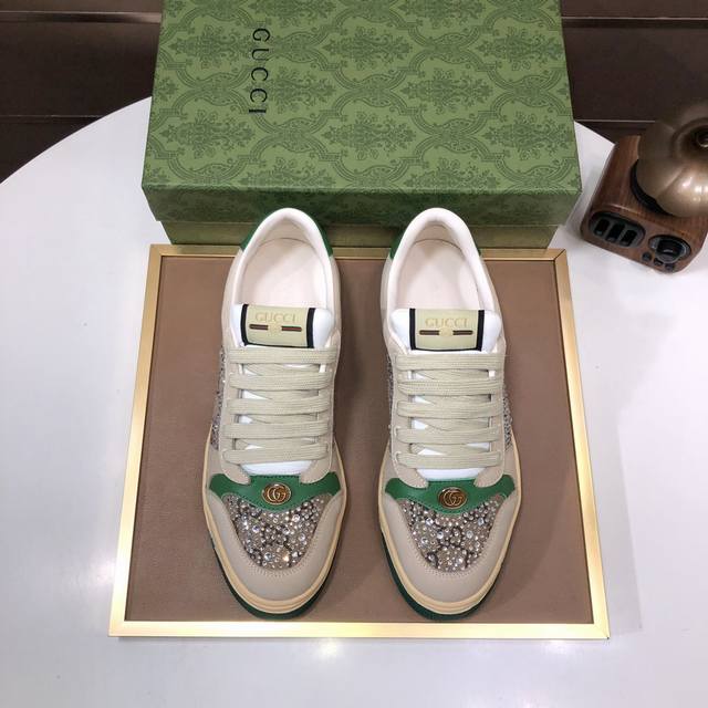 工厂 Gucci 古奇 高端新款限定款情侣小脏鞋！材料均为定制，超级好看，进口电绣工艺，请各位看清细节认准品质，独家开模大底，高品质请随意对比！全新包装升级！S