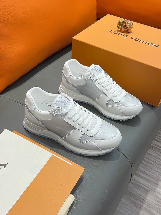 商品名称：Louis Vuitton 路易 威登正规码数: 38-44 休闲鞋商品材料：精选 牛皮鞋面，柔软羊皮垫脚；原厂大底