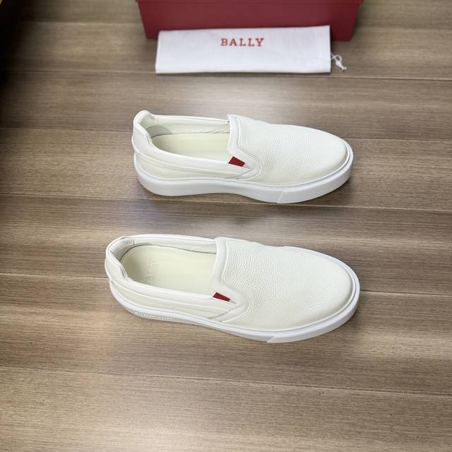 Bally 巴利-高端品质 原单-鞋面：纳帕小牛皮、摔纹小牛皮、鞋口品牌松紧-内里：水染牛皮-大底：超轻tpu发泡 Xl ；成型大底-超高品控 做工精细：凸显