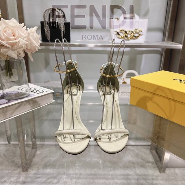 工厂价 女装女鞋 运动原单 芬迪 FENDI Filo 绑带石纹皮革高跟鞋凉鞋 真皮大底 FENDI Filo皮革高跟凉鞋 亮面压纹皮革材质 ，搭配金属色踝带，