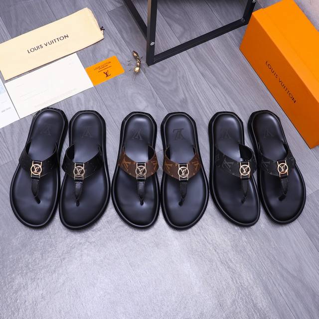 商品商标：LOUIS VUITTON 路易威登 拖鞋正码码数: 38-45商品材料：精选压花牛皮材料 脚背超纤牛皮里 橡胶大底