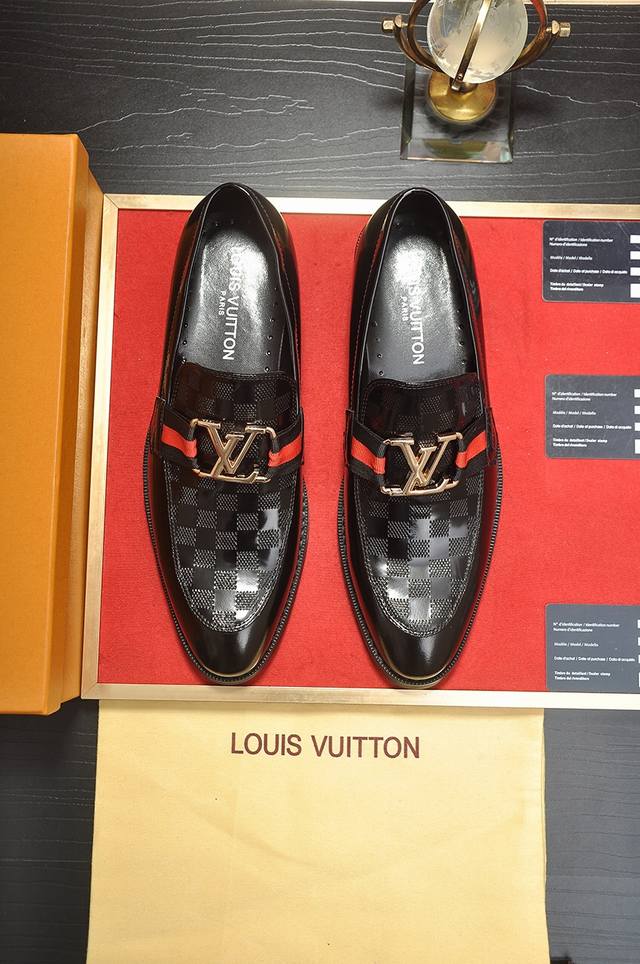 出厂价 LOUIS VUITTON 羊皮内里 新款牛皮LV正装鞋专柜一比一制作原单品质、进口牛皮鞋面全羊皮内里原单原版橡胶大底、｛高品质看得见｝码数：38-45