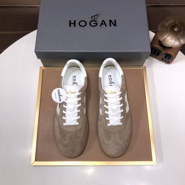 工厂 HOGAN 霍根 最新高版本男鞋，欢迎1:1对比，香港专柜休闲鞋，专柜品质，支持验货，优质做工，鞋面采用意大利进口胎牛皮拼接，进口毛巾内里，原版时尚运动大 - 点击图像关闭