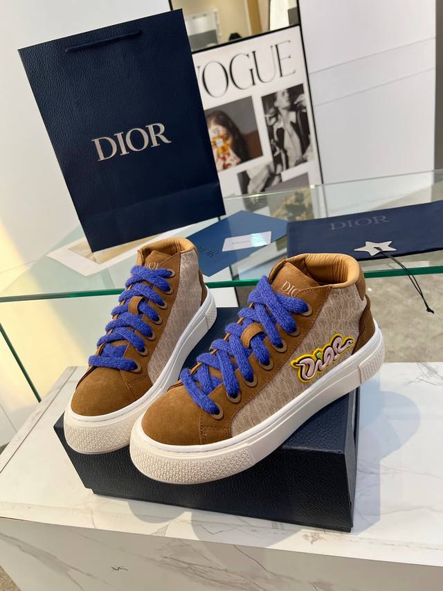 Dior迪奥 P: 情侣款，码数：女款 35-40 41定做不退换 男款 39-44 38.45.46定做不退换 B33高帮运动鞋黑色哑光丝绸头层牛皮和 Obl