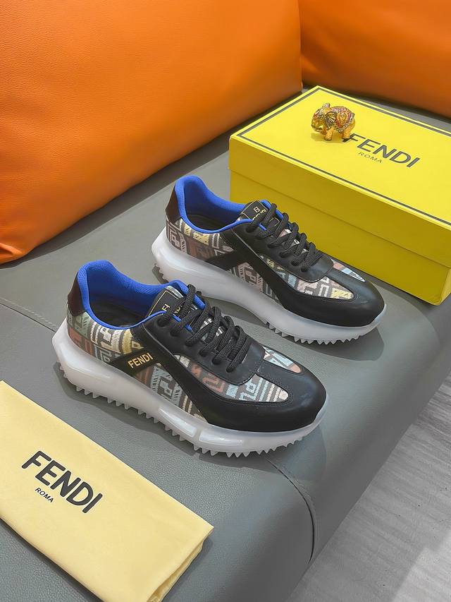 商品名称：FENDI 芬迪 正规码数: 38-44 休闲鞋 商品材料：精选 牛皮鞋面，柔软羊皮内里；原厂大底。