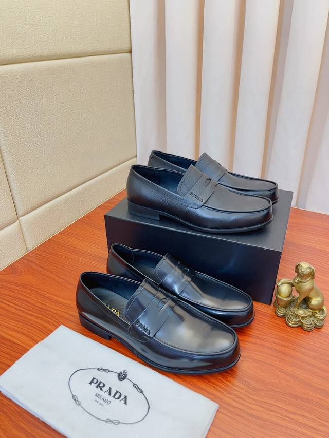 实价： PRADA 普拉达皮鞋 顶级代购 意大利进口原版定制开边珠牛皮面、全进口水染透气牛皮里垫、原厂特供原版成型底超级舒适，码数：38-44