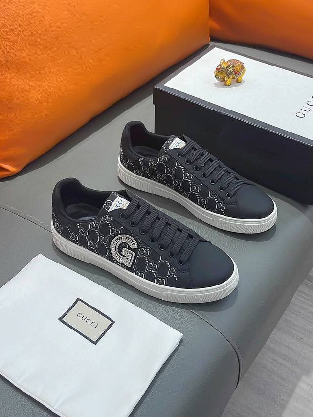 商品名称：GUCCI 古驰 正规码数: 38-44 休闲鞋 商品材料：精选 牛皮鞋面，柔软羊皮内里；原厂大底。