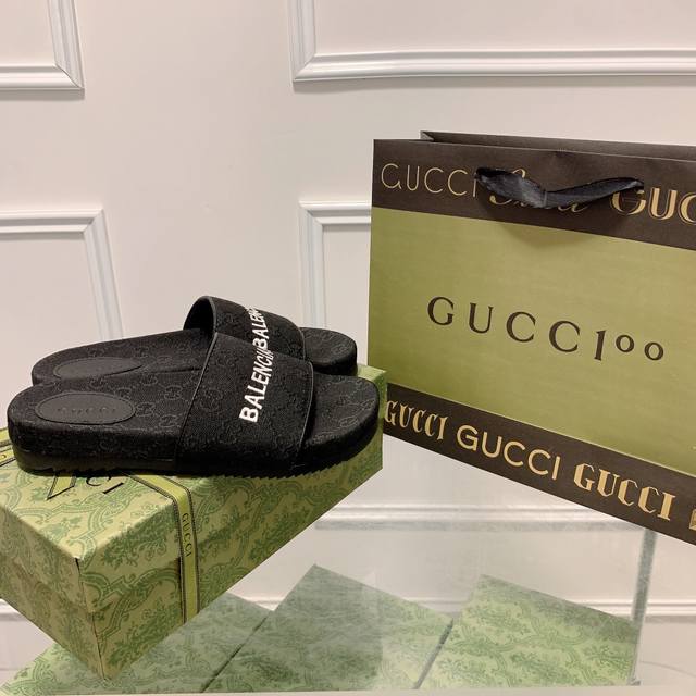 出厂价: Gucci 北面联名春夏新款电绣厚底拖鞋 爆款上线 完美诠释的淋漓尽致！原版开发支持市场任意对比！用心的材料！历经数月打造！版型做到极致漂亮！独具魅力