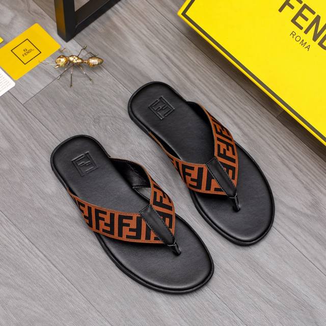 商品商标：FENDI 芬迪 拖鞋正码码数: 38-44商品材料：精选原版鞋面，原版大底