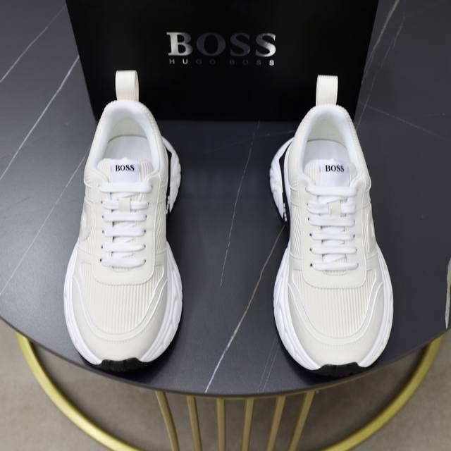 出厂价： 顶级原单BOSS 最新上市、进口原版布面拼接、高级原版图案。高端1:1开模定制，原版大底，更轻便，防滑。时尚主打潮流，百搭爆款。散发时尚休闲气息，时尚 - 点击图像关闭