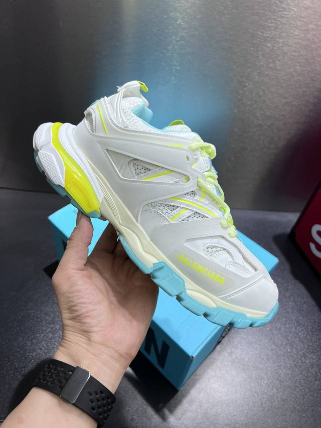 巴黎世家 户外概念鞋 Balenciaga Sneaker Tess 三代通货跑量版本 细节精准对位官方 私模组合大底原装大盒 从里到外 一切百分百还原官方配置