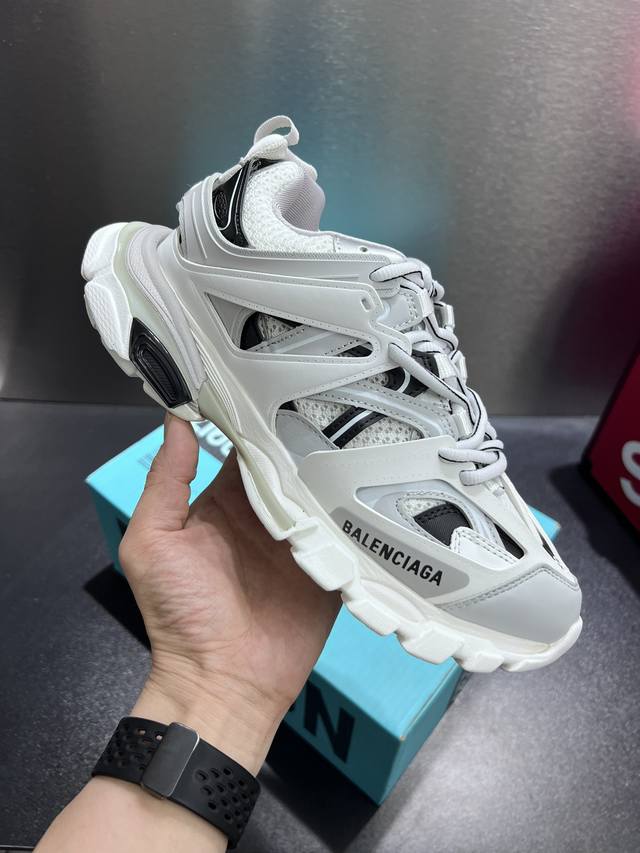 巴黎世家 户外概念鞋 Balenciaga Sneaker Tess 三代通货跑量版本 细节精准对位官方 私模组合大底原装大盒 从里到外 一切百分百还原官方配置