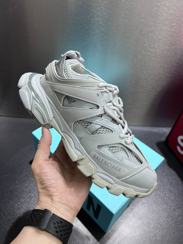 巴黎世家 户外概念鞋 Balenciaga Sneaker Tess 三代通货跑量版本 细节精准对位官方 私模组合大底原装大盒 从里到外 一切百分百还原官方配置