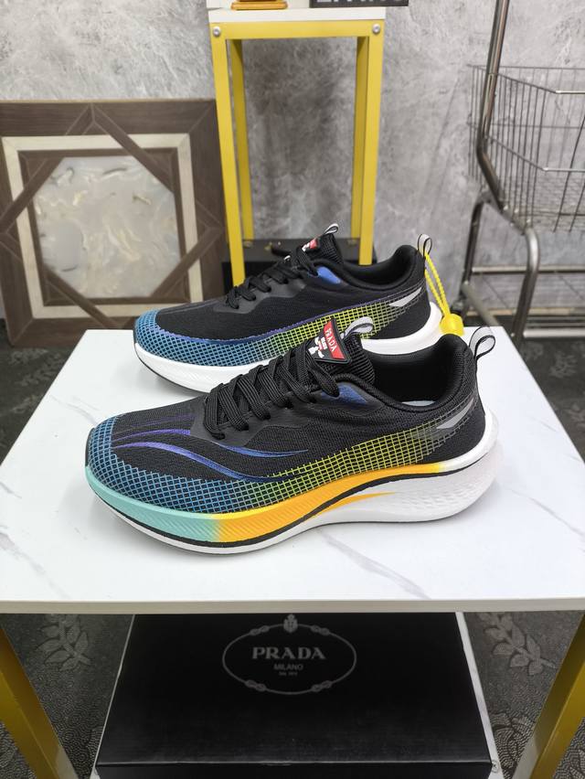 PRADA-普拉达 奢牌运动休闲鞋，进口原版反绒牛皮材质，羊皮内里 高档舒适，原版大底轻盈耐磨！纯手工制作，细节决定品质！39-44 45定做不退换 Xh